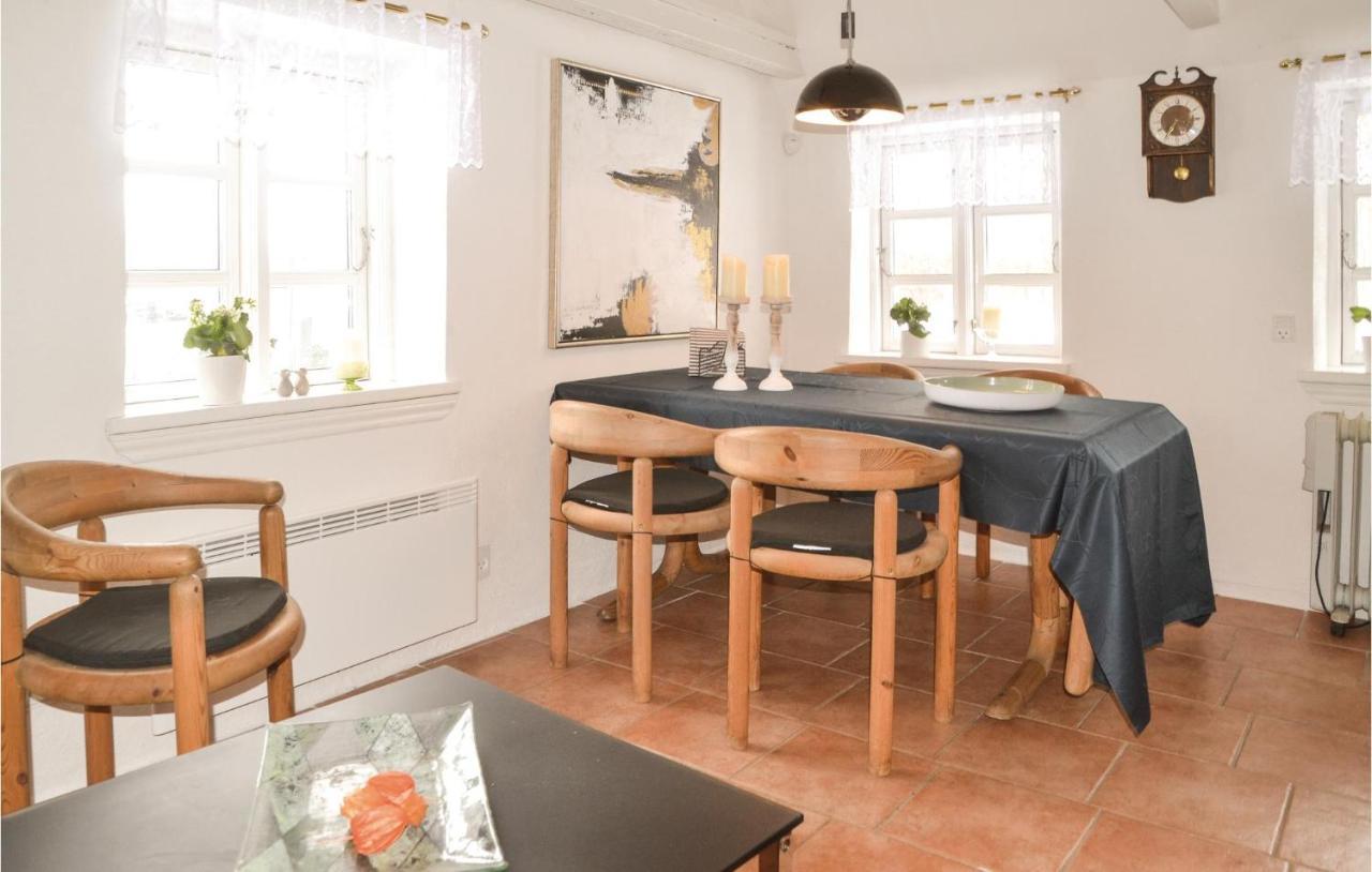 Lovely Home In Give With House A Panoramic View エクステリア 写真