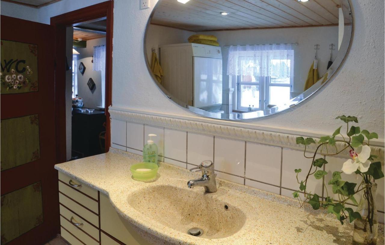 Lovely Home In Give With House A Panoramic View エクステリア 写真